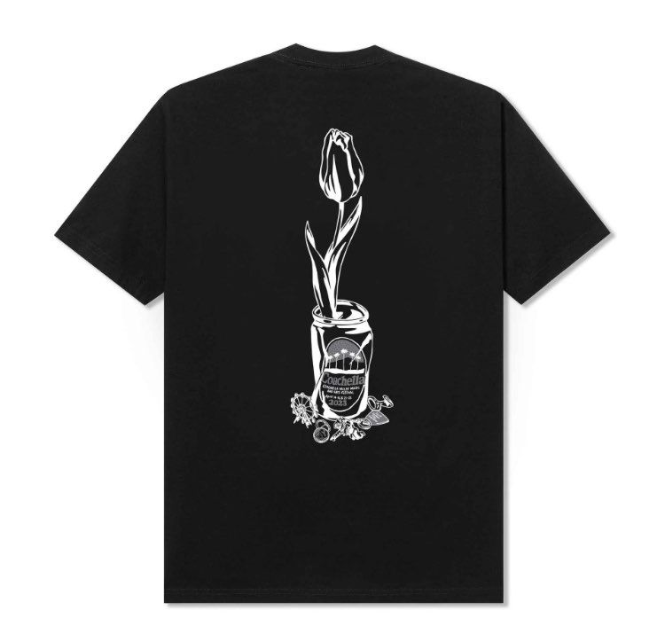 何も当たらないのでTシャツ買いました🫨
夏に着ようかな😮‍💨