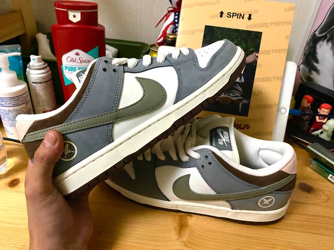 時代背景やその土地の風土や歴史、デザイナーの想いなど色々な物が詰め込まれて人気•