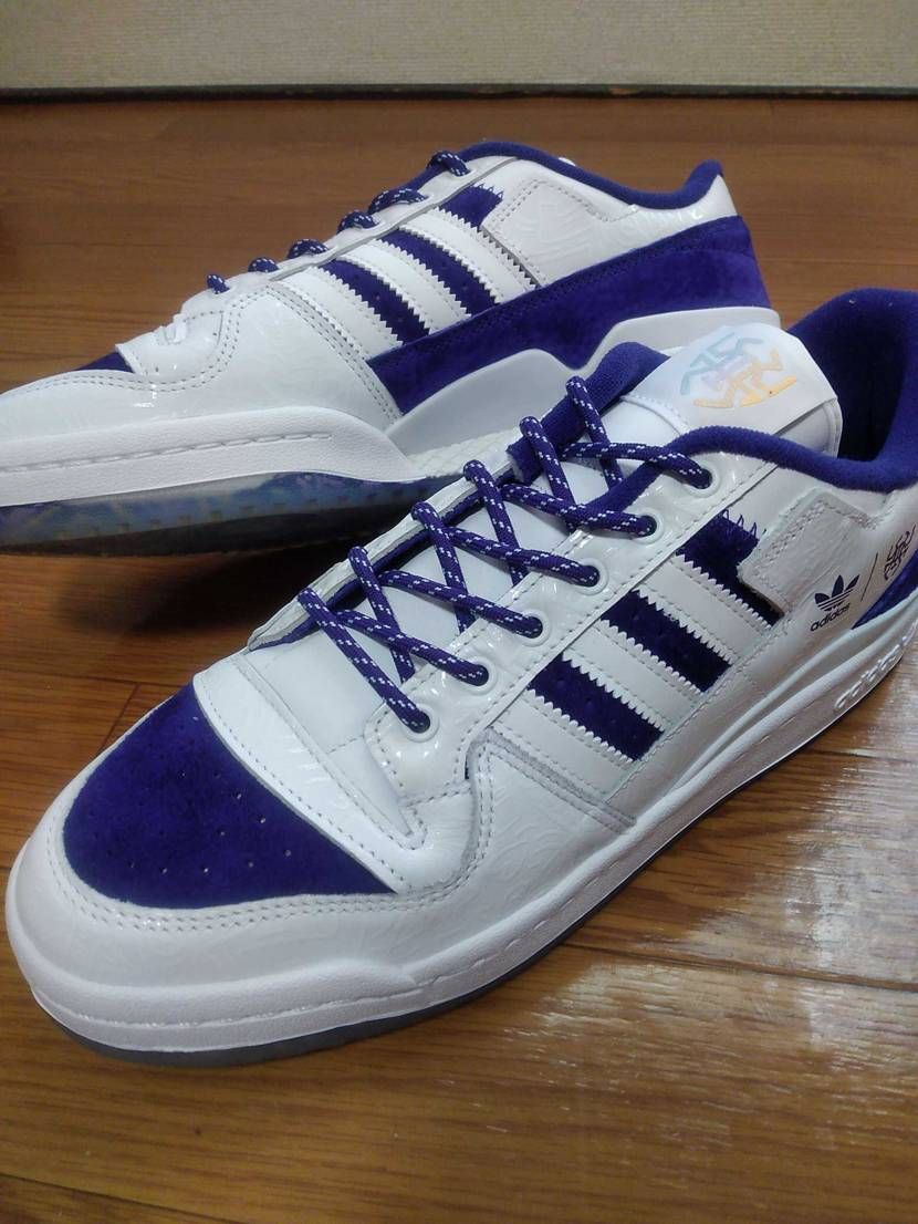 フォーラムのベルトループ外して
縫い直し、接着✨
フォーラム好きやけど、足首のテ