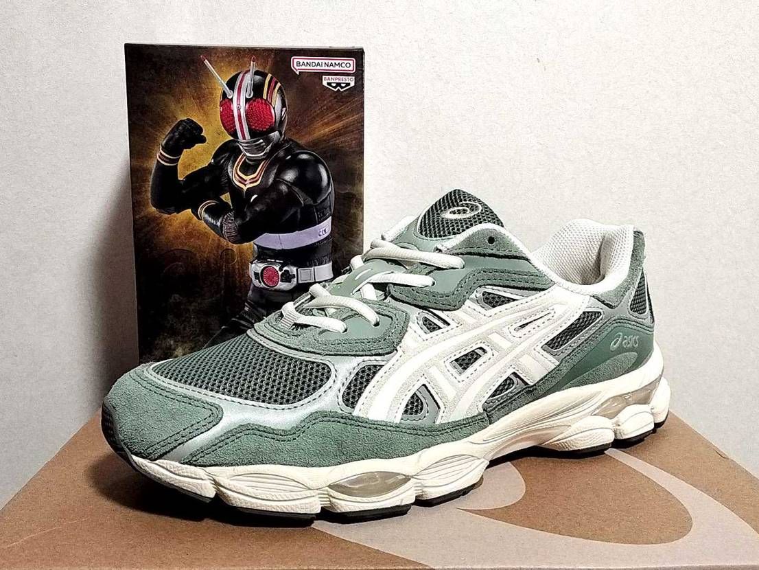 初ASICSはこの靴になりました✨土曜日に店頭で見て、なんとも言えないカラーにぶ