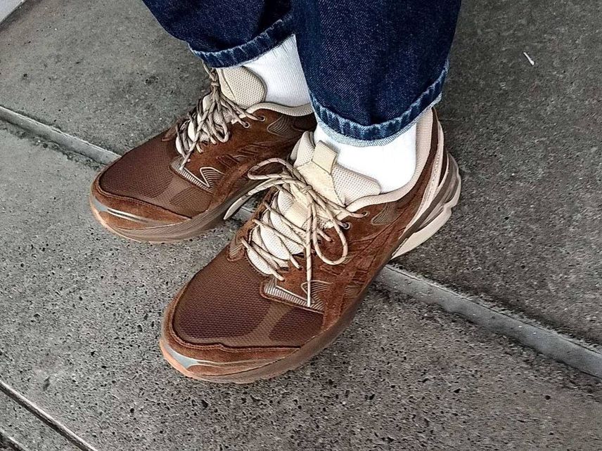 今日は雨なのでGORE-TEX😶
安定のasicsの履き心地😶
ずとまよ