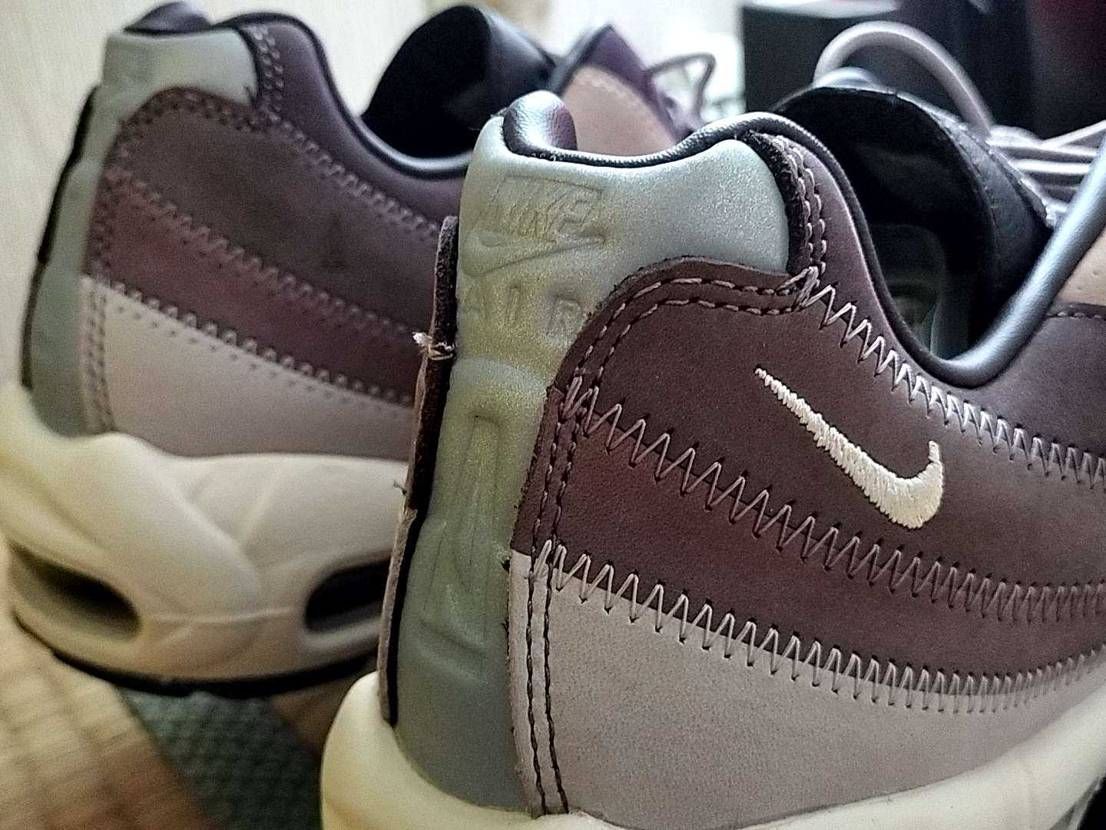 アママ95ステキすぎる😶
光ってないASICSこちらもステキ😶