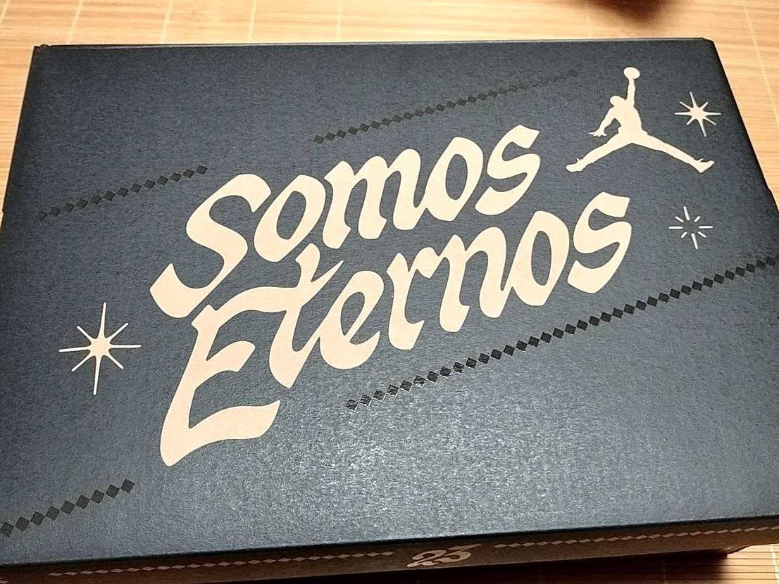 死者の日?のAJ1 lowですが、とりあえず発売日に.com