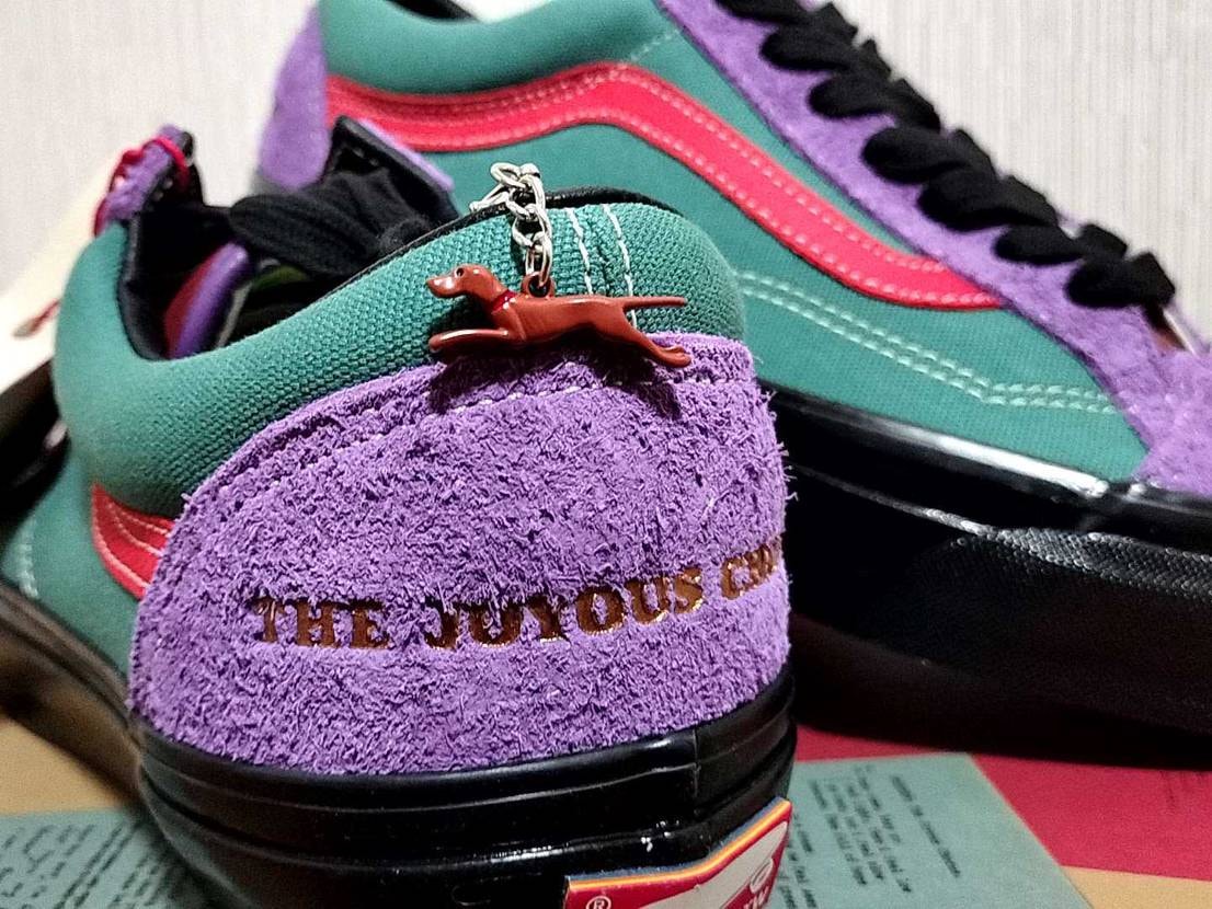 なんとも絶妙な配色だこと😶
久しぶりのVANSかなり満足😶