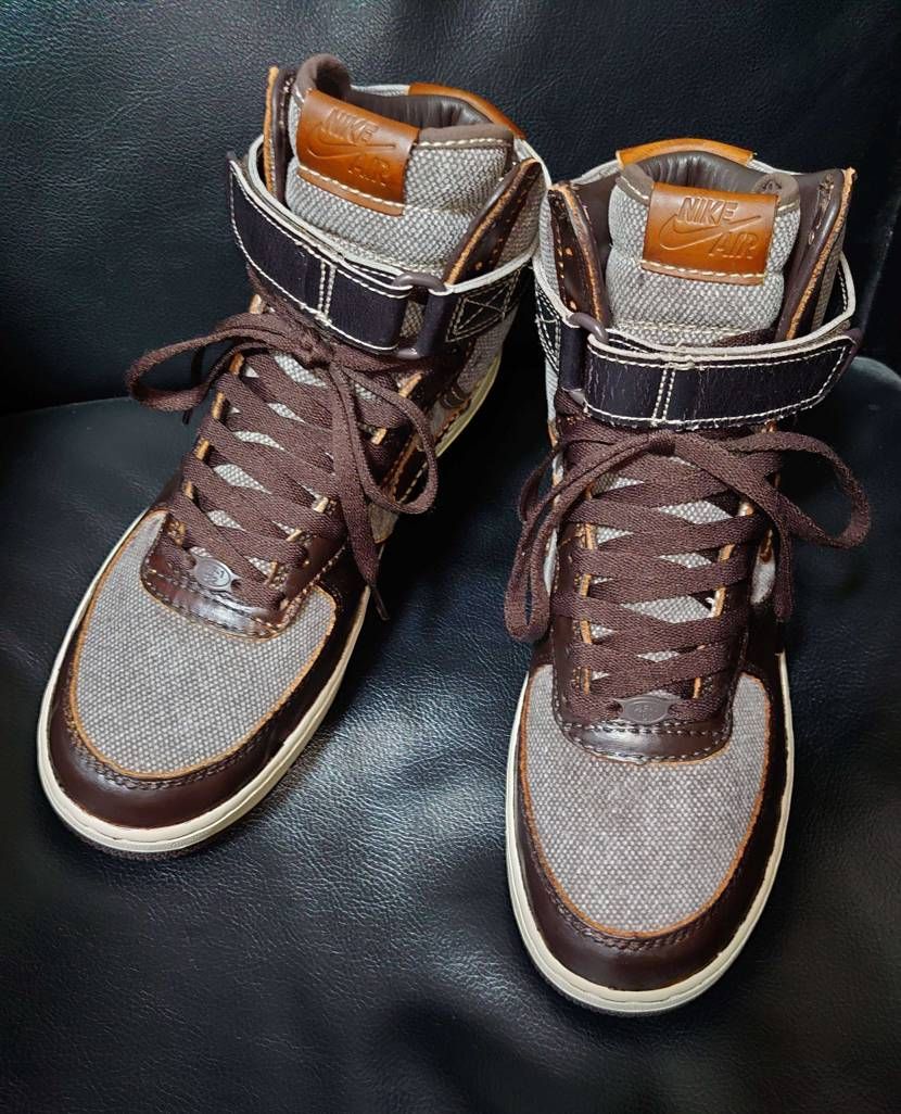 古いスニーカー好きです！
中古のAIR FORCE1ベースボ