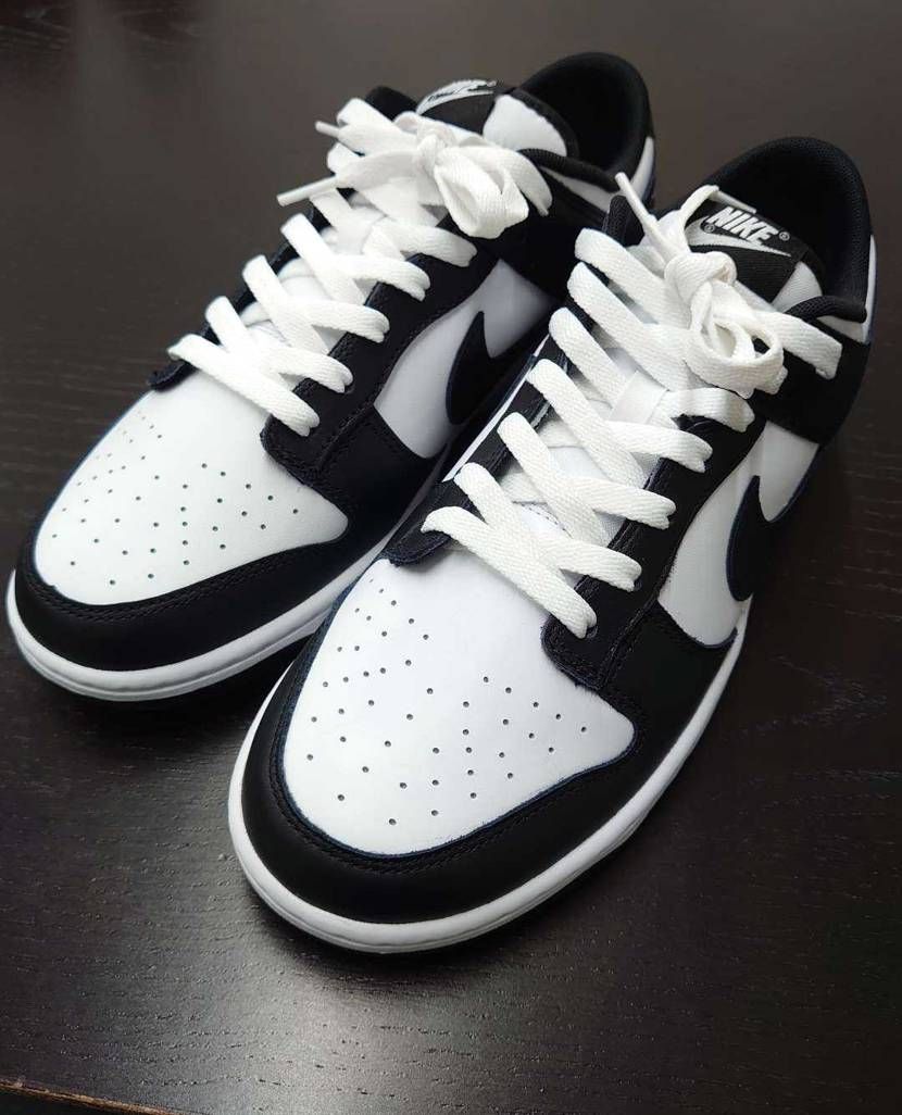 黒のシューレースをつけるよりも自分は白のNIKEの純正の平紐が1番しっくりきまし