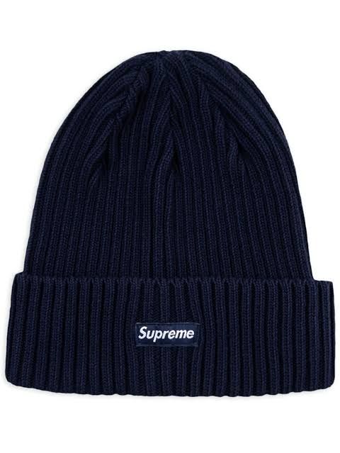 supremeのビーニーで現状ルーズゲージとオーバーダイで考えているのですが、こ