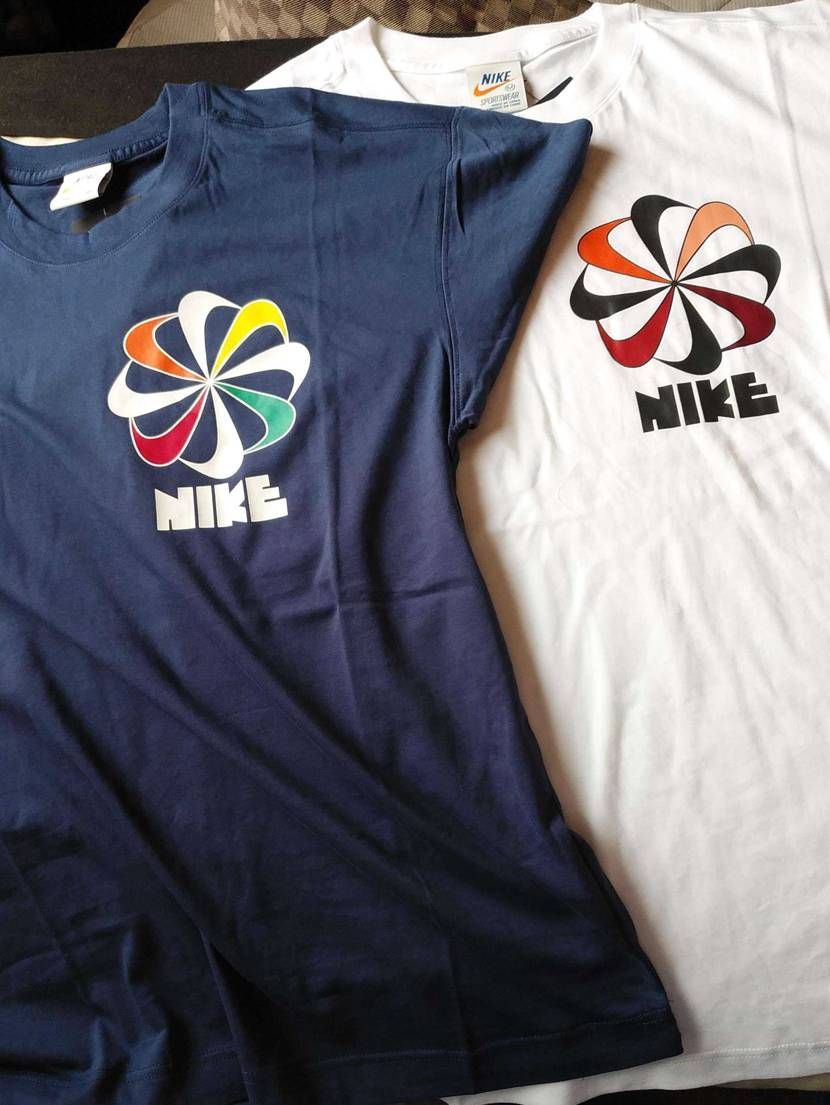 NIKEから届きました!!
私は身長175でMサイズ購入し