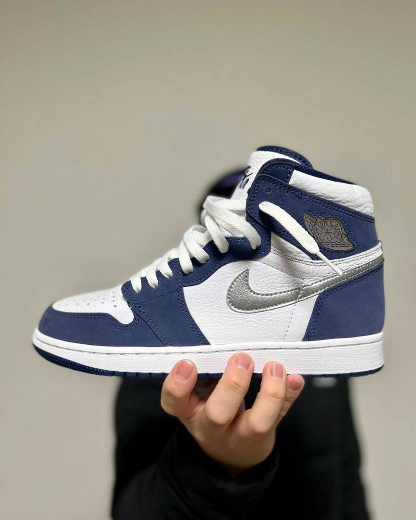 AJ1👍👍👍
AJ1好きです！
インスタにもたくさんAJ1投稿しているので