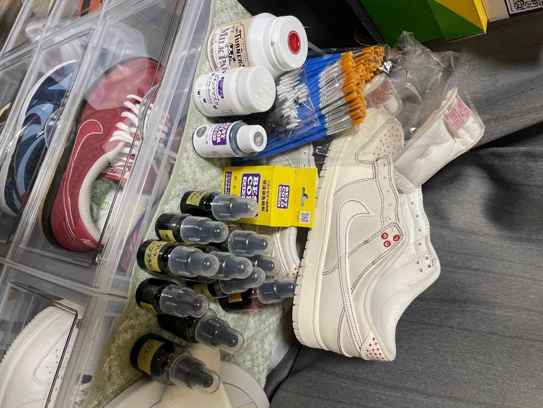 メンバーデイに安く買えたので
スニーカー染色チャレンジ🔥🔥🔥
でも最後