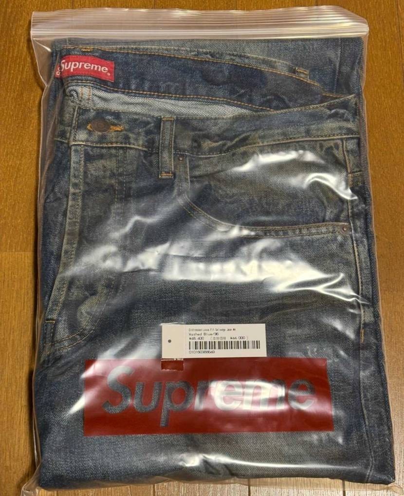 新品未試着の36です。
23FW Supreme Distressed Jea
