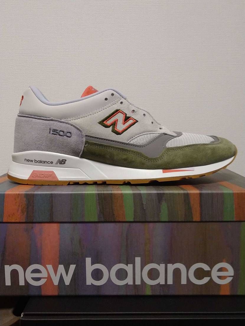 END.別注のNB1500が到着

気の利いた良い配色！
boxも凝ってて所有欲