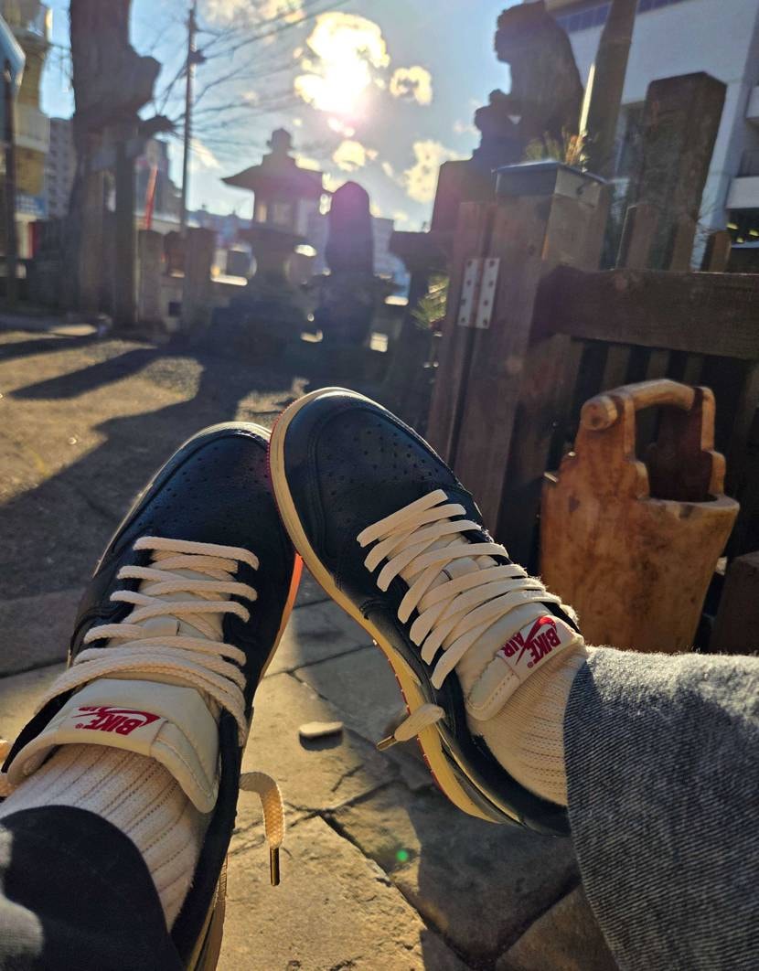 今年最後の神社⛩️参拝🙏
今日スニ👟は奥さんもメチャメチャ気に入ってくれたBI