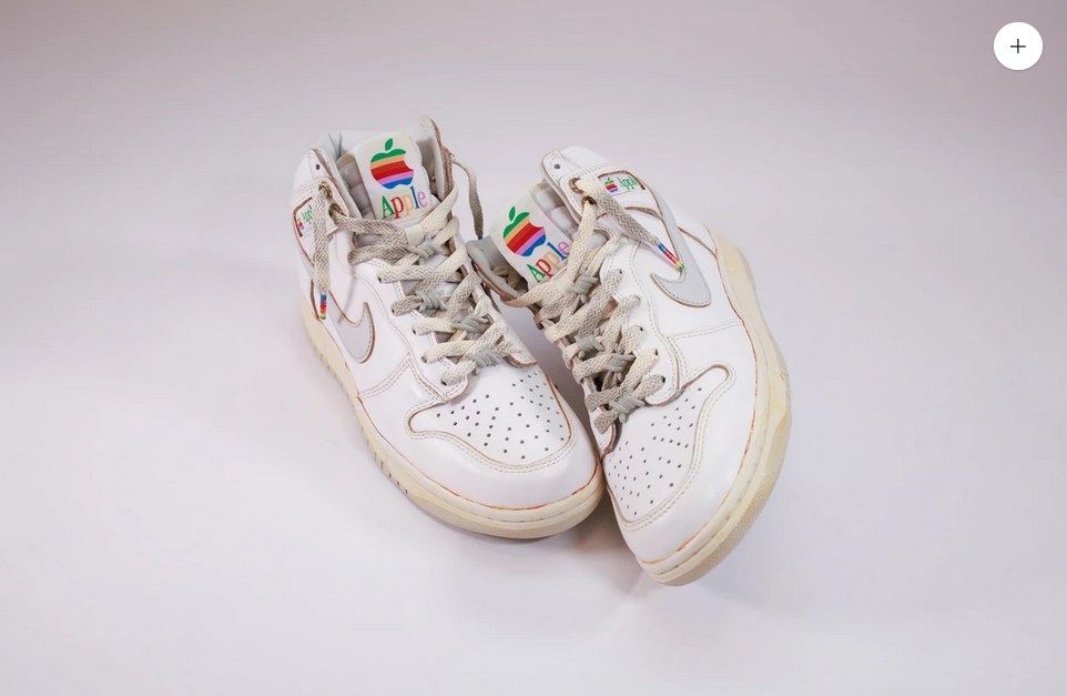 欲しいなーと思うけど履くかな、、
オブジェになりそうだし、