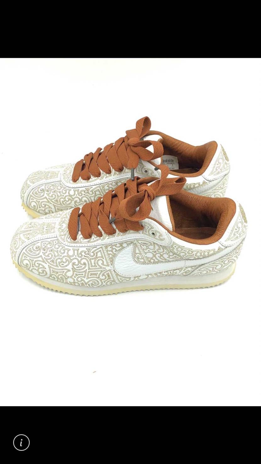 初めてコメントします。
このスニーカーって価値有りますか？