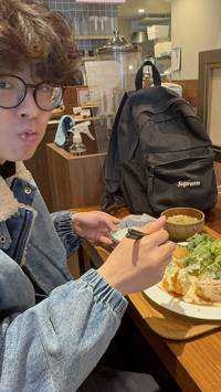 グェン　テェ　ヴァン