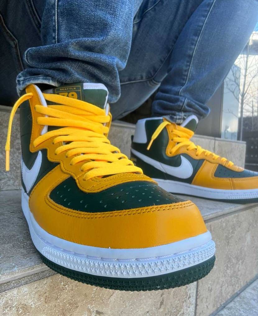 今日のお供はこいつ👟✨️
シアトルタミ💚💛
この3日間はタミと戯れる連