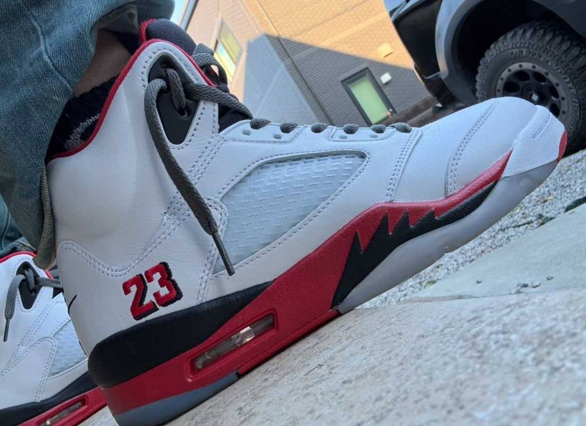 皆さんこんにちは✨️
今日もこちら極寒です🥶💦
パーカー