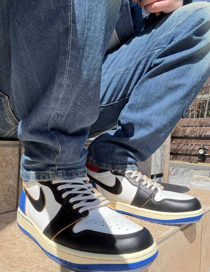 皆さんこんにちは✨️
本日は少し遠出してアウトレット＆モール散歩🚗💨
ホワイ