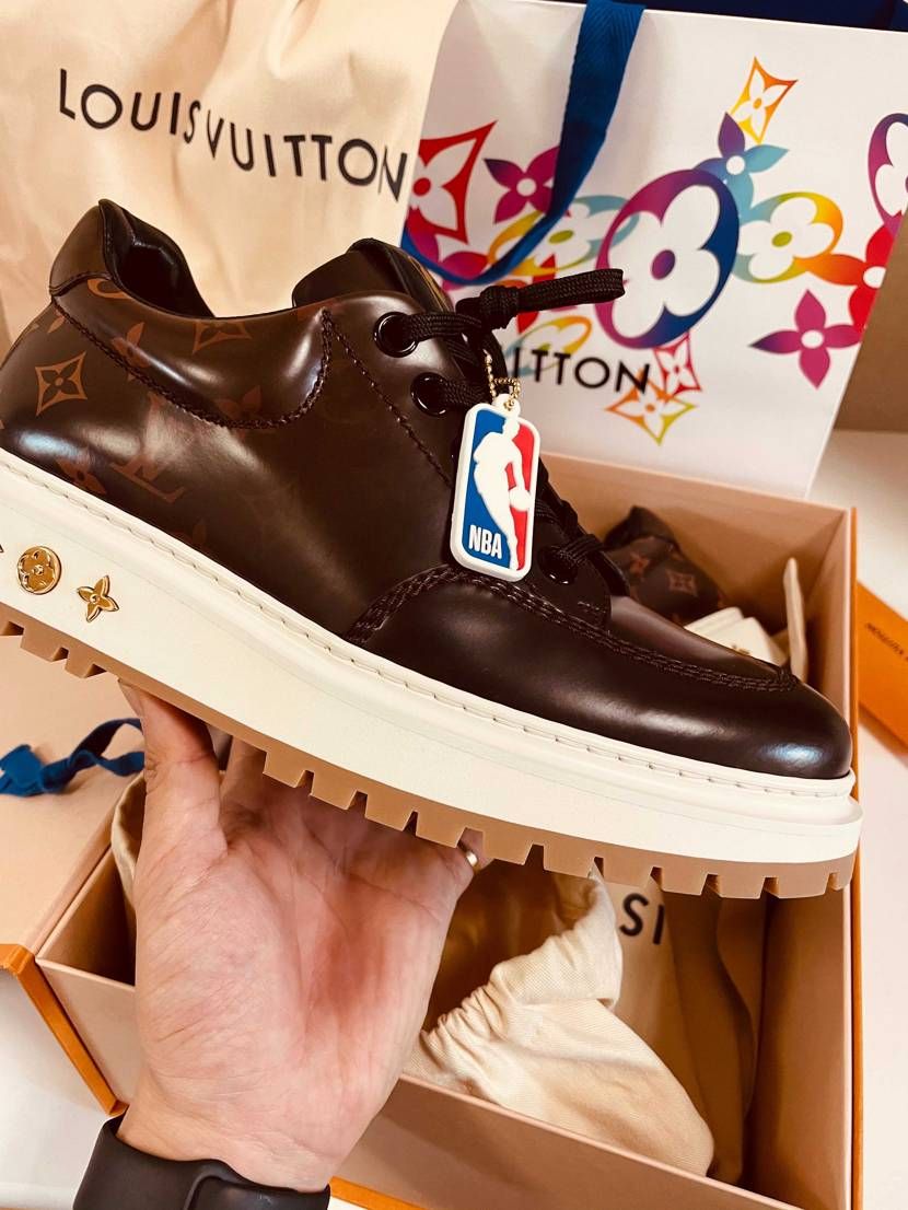 LVXNBA ABBESSES DERBYを手に入れた。