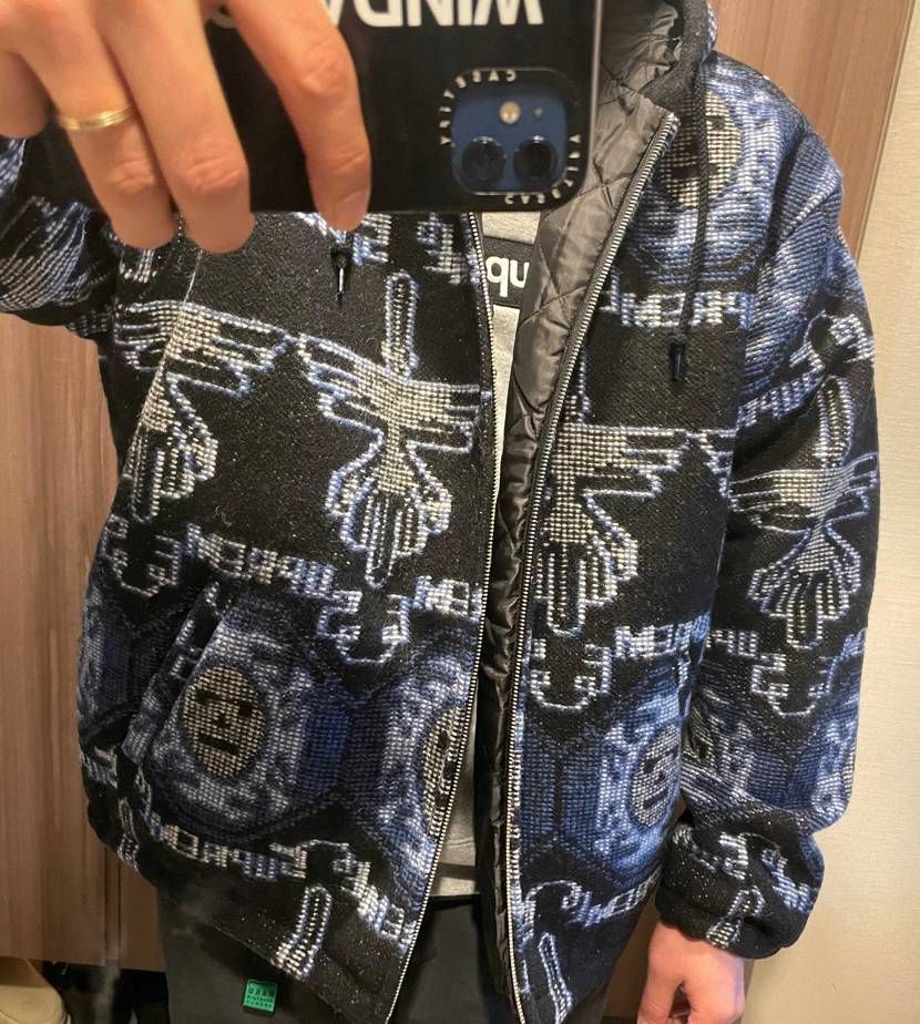 オンラインセールで購入したWoven Hooded Jacket いい感じ