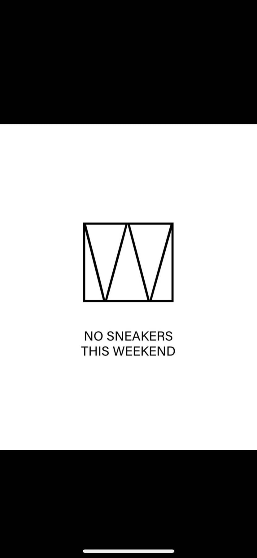 スニーカーないって言ってるのに並ぶのかな🤔またゲリラ❓…よくわからんて