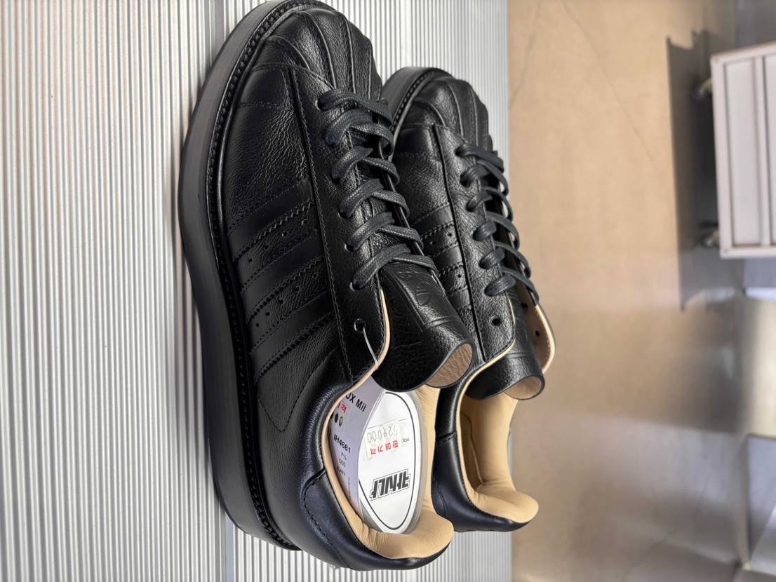 これ韓国では定価592000ウォン(6万ちょっと)
なのなぁぜなぁぜ