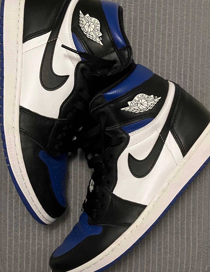 こんばんは😀
 Nike Air Jordan 1 Ret