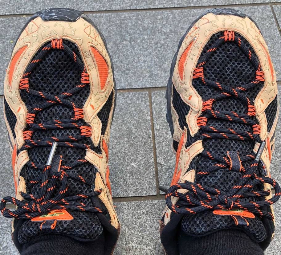 こんばんは。今日の一駅手前ウォーキング🚶は、この👟です♪普段は緩めにシューレ