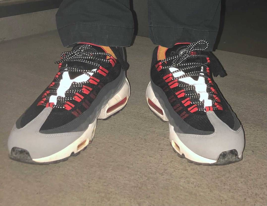 今日もギリ１万歩は達成😅７〜８年位前に購入したエアマックス9