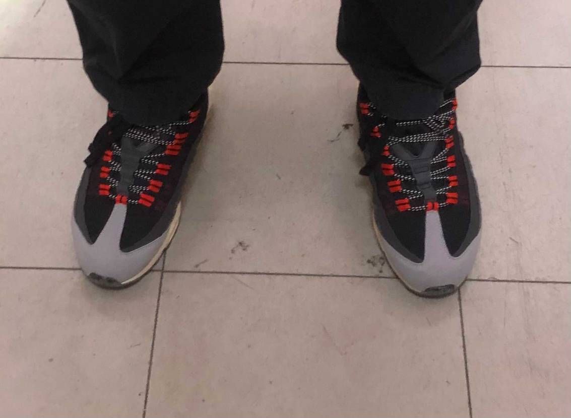 今日もギリ１万歩は達成😅７〜８年位前に購入したエアマックス9