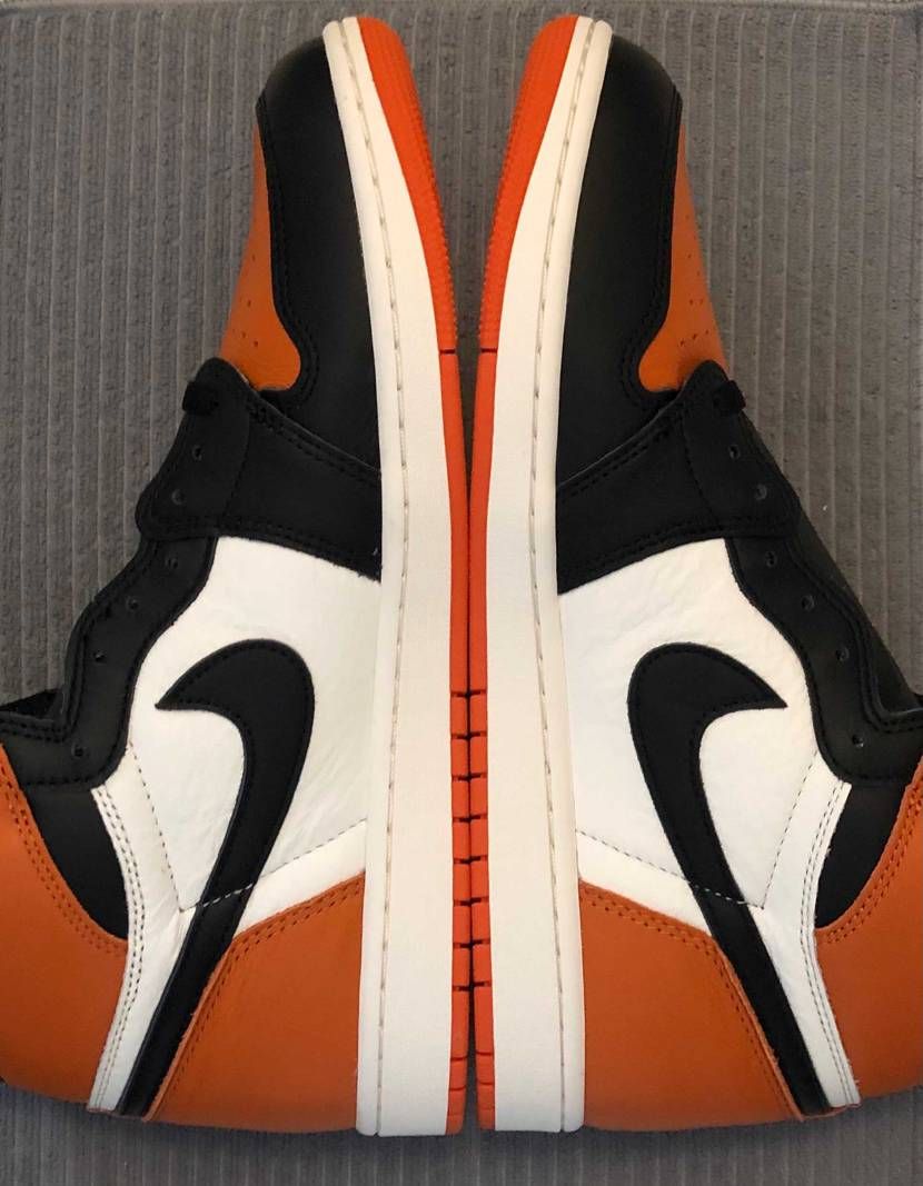 Nike Air Jordan 1 Retro High O