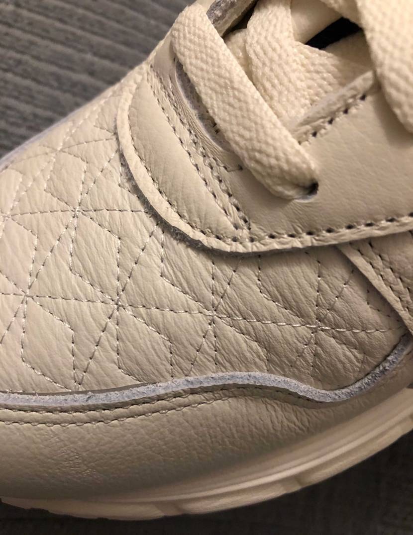 こういうのを待ち望んでいた…今年47足目、待望のオール天然皮