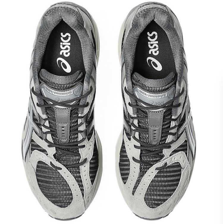 INVINCIBLE × Asics Gel-Nimbus 10.1 "404 