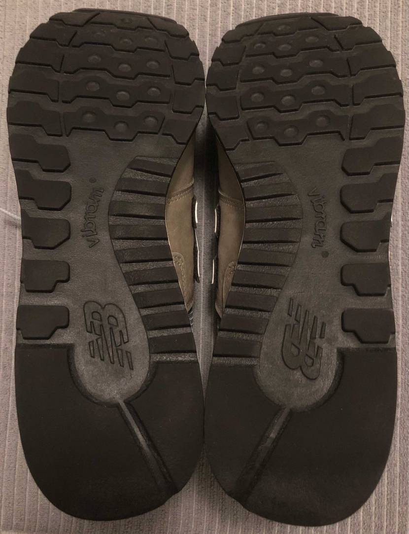 U1300JP初履きと🦄…アウトソールが高耐久なのは素晴らし