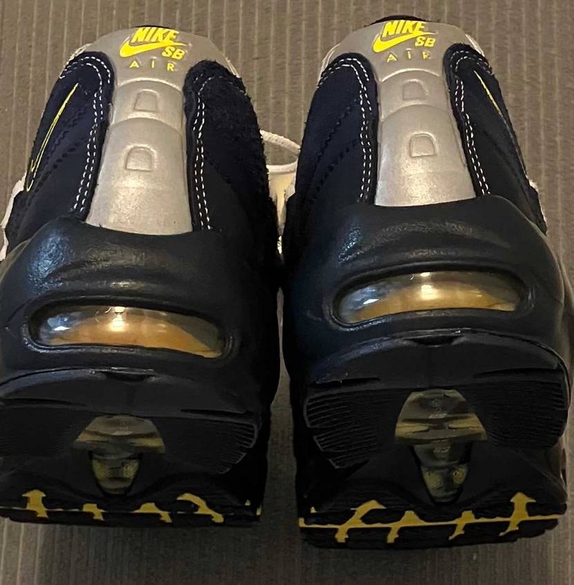 エリック・コストン × ナイキ SB エアマックス95 "オ