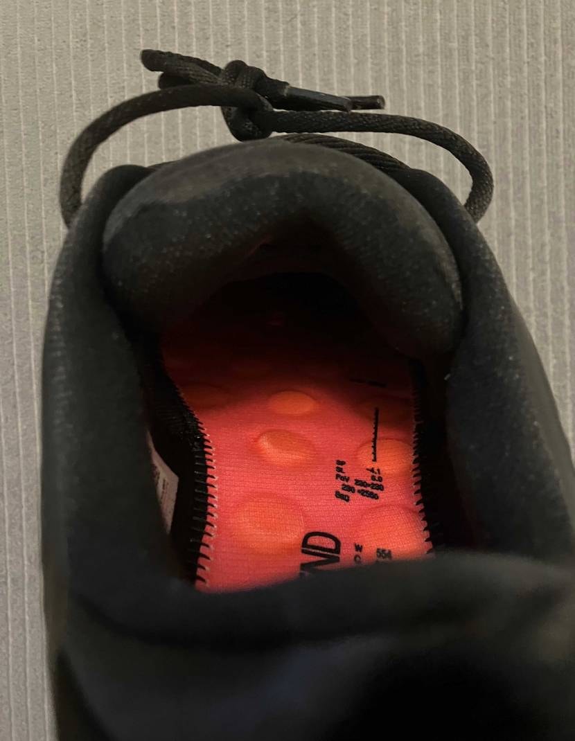 Nike Mind 002 "Black/Hyper Cri