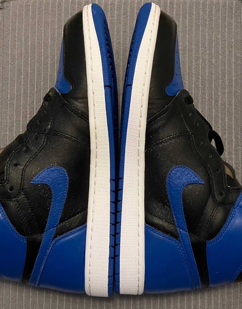 こんにちは😀
ようやく自分にもAJ1 "Royal" が到