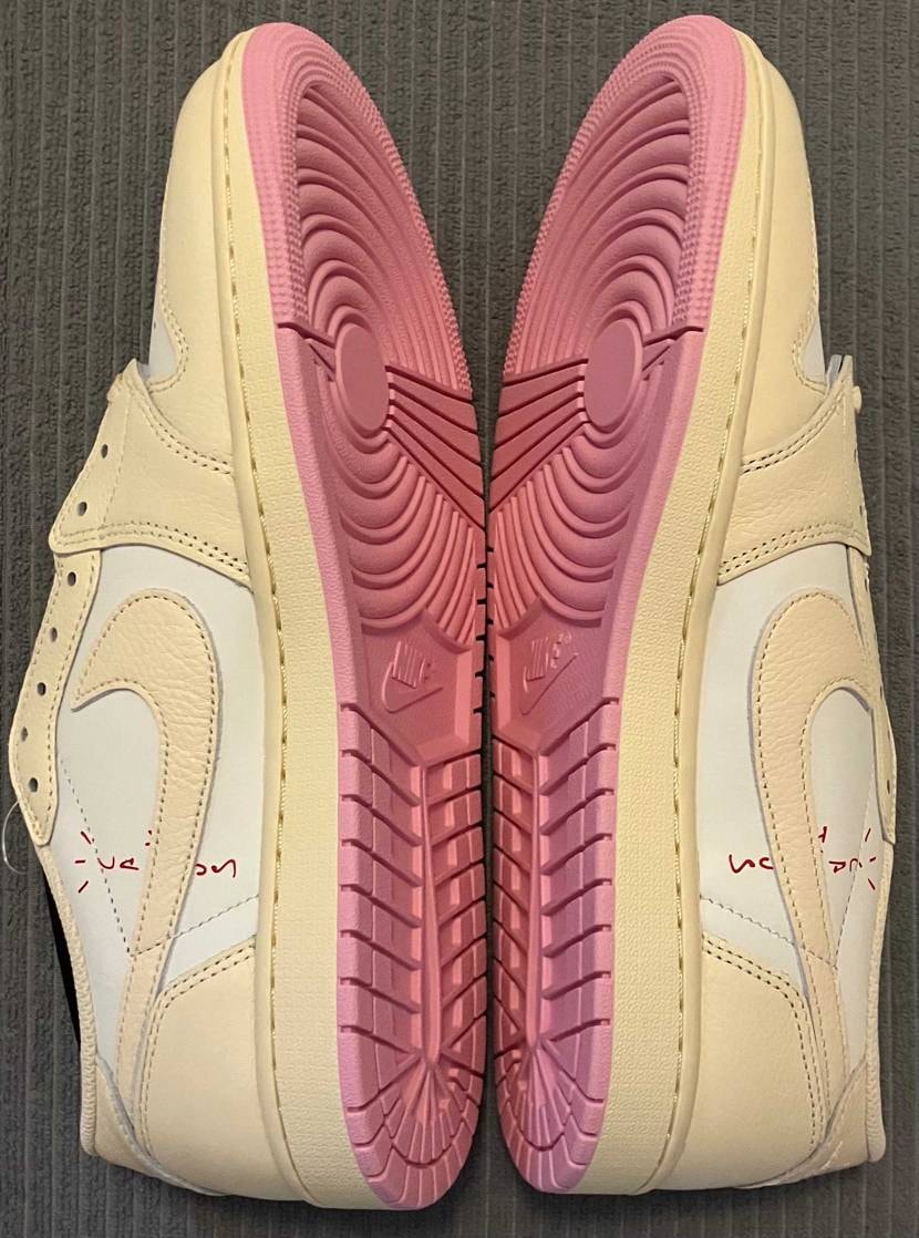 Travis Scott × Nike Air Jordan