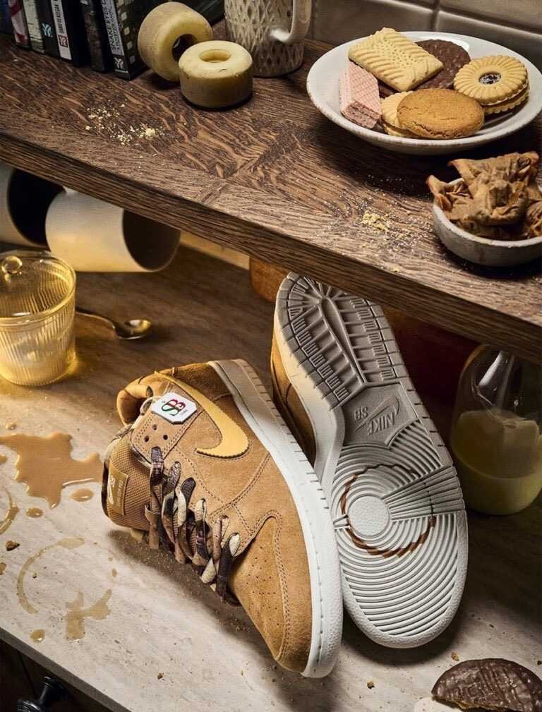 NOTE Manchester × Nike SB Dunk