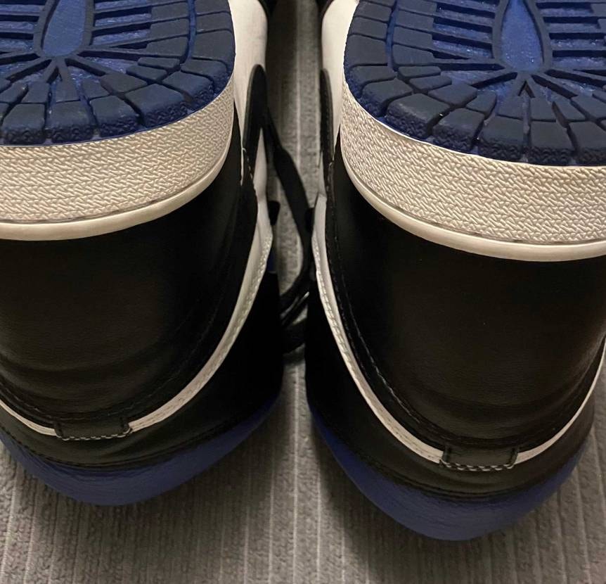 こんばんは😀
 Nike Air Jordan 1 Ret