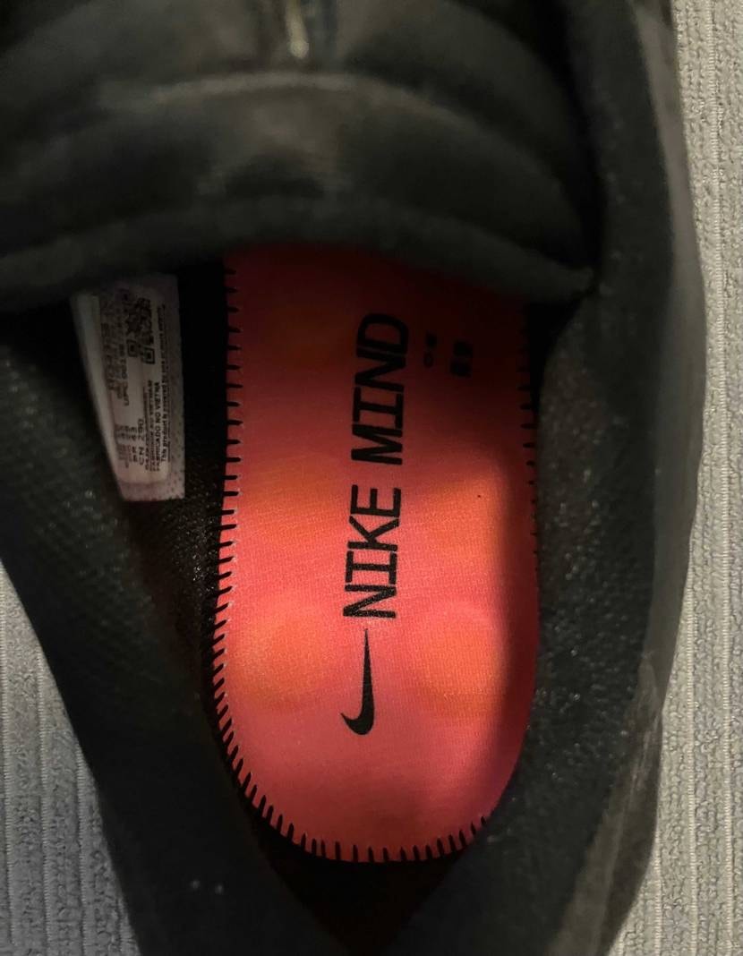 Nike Mind 002 "Black/Hyper Cri