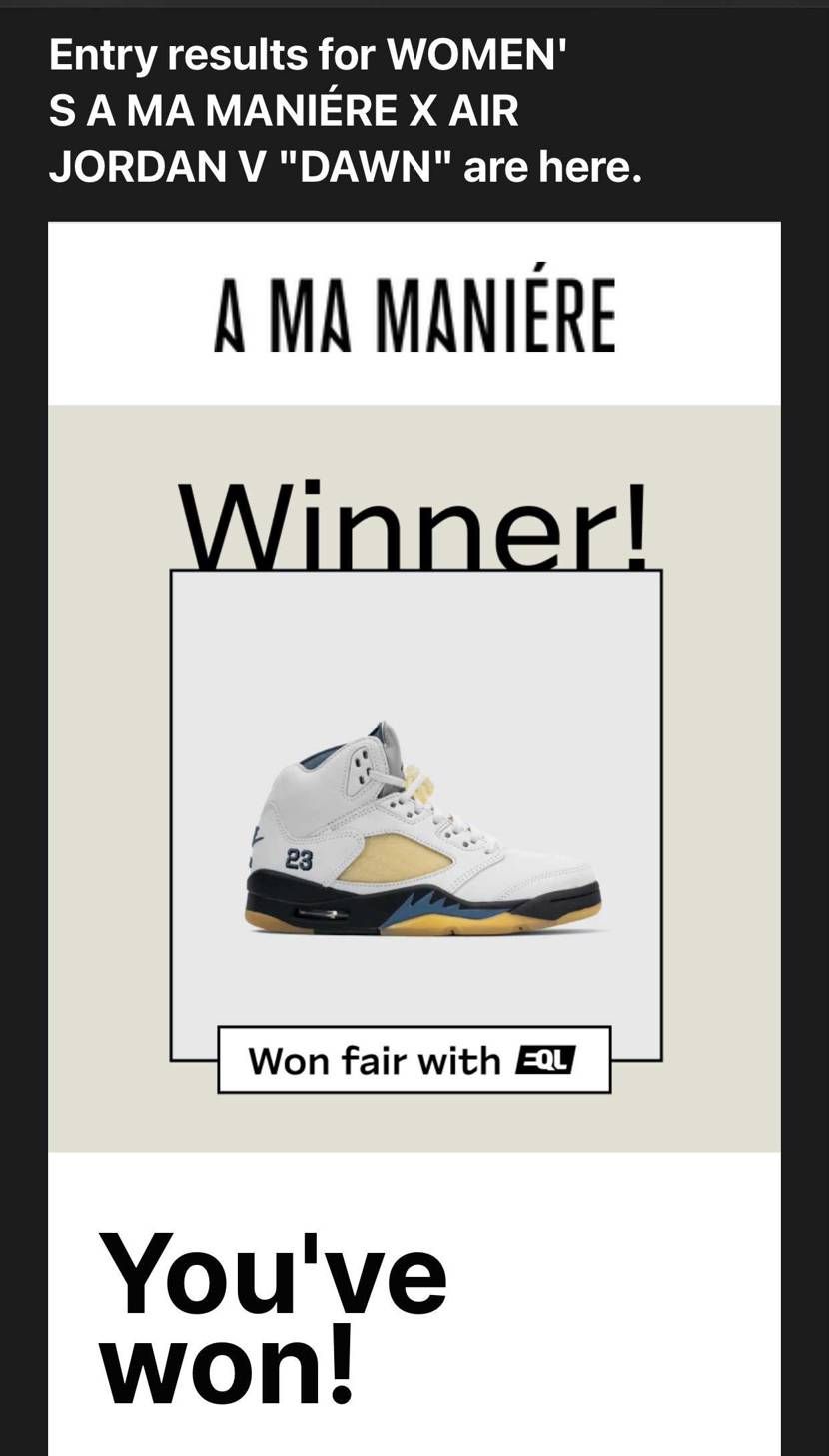 公式で当選メール届いてから今日で15日以上経過しましたが、みなさんの中で公式から