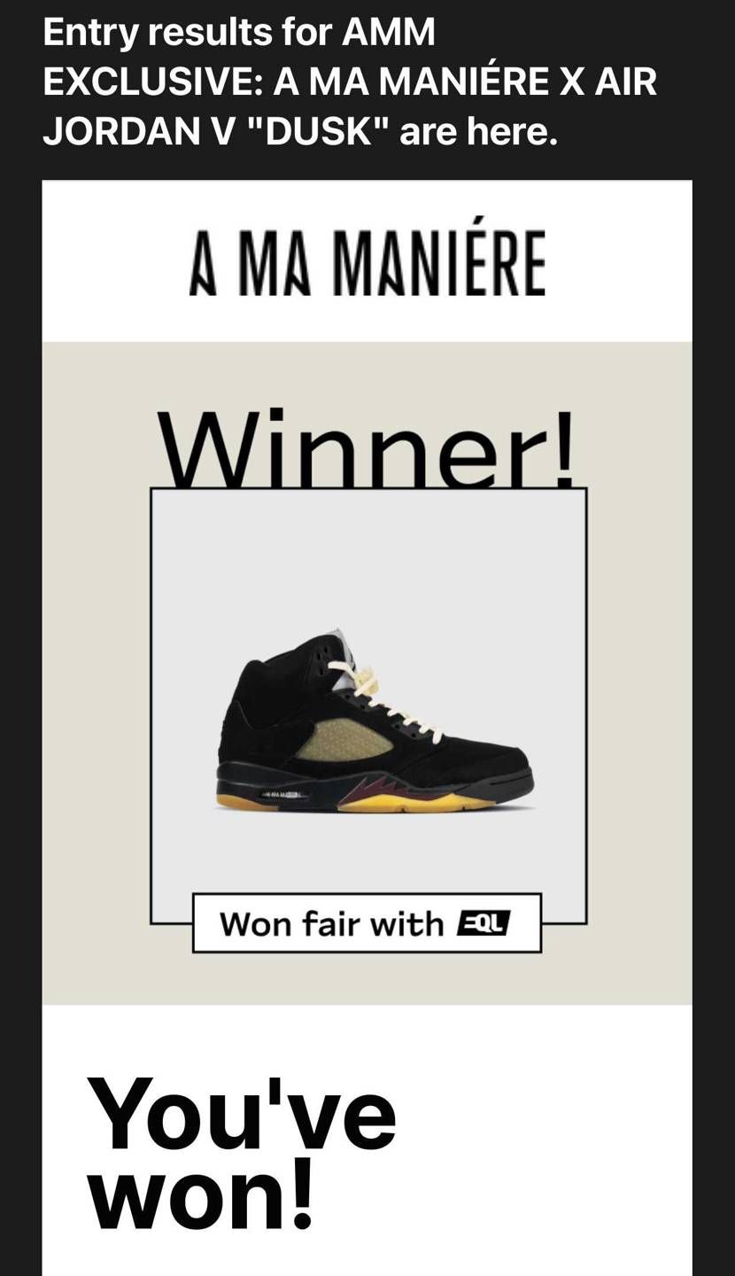 公式で当選メール届いてから今日で15日以上経過しましたが、み