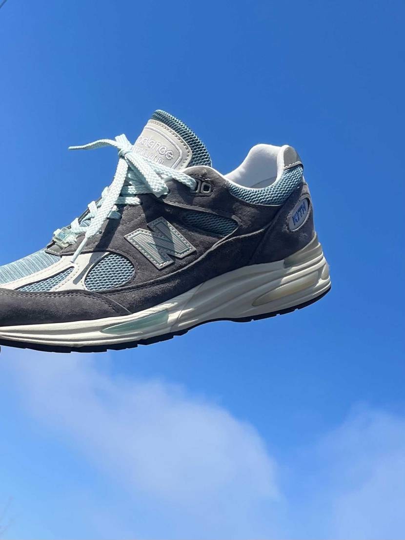 皆さまこんばんわ！
おつかれさまです🤚
本日は到着🛬したての👟を履きました😊