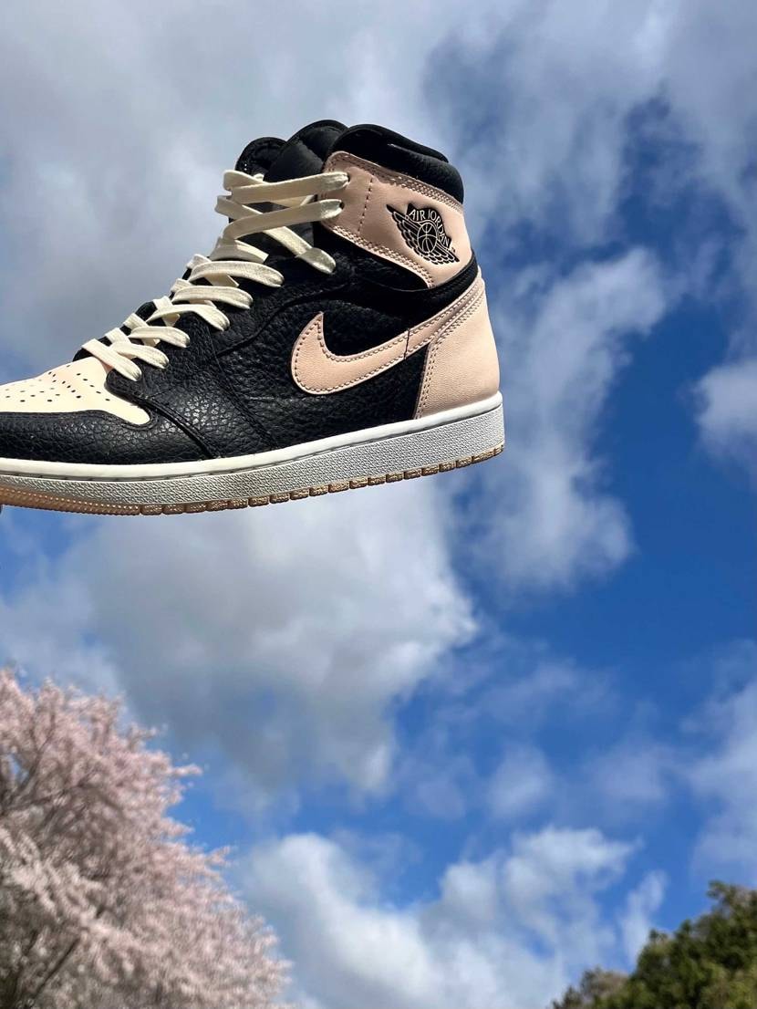 皆さまこんばんわ！
🌸シーズン遅くなりましたがこの👟と🌸
定番春カラーという