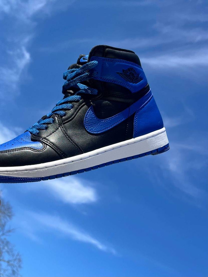 皆さまこんばんわ！
おつかれ🍺です！
昨日私のところにも👟ロイヤル🔵届きまし