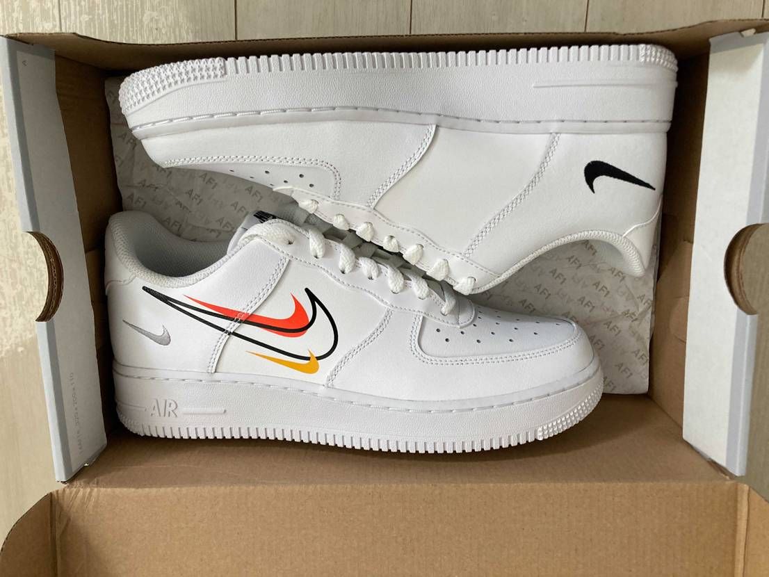 Air Force 1 Low Multi Swoosh
❎で1.3万で買えた