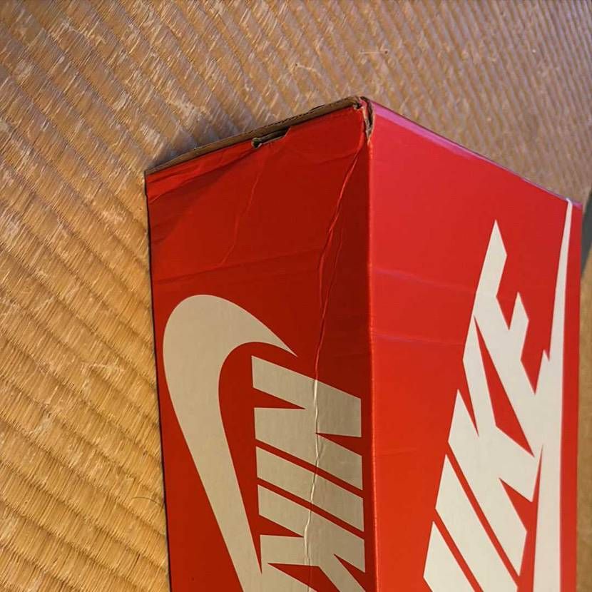 エアマックス95OG solar red 28.5cm
新