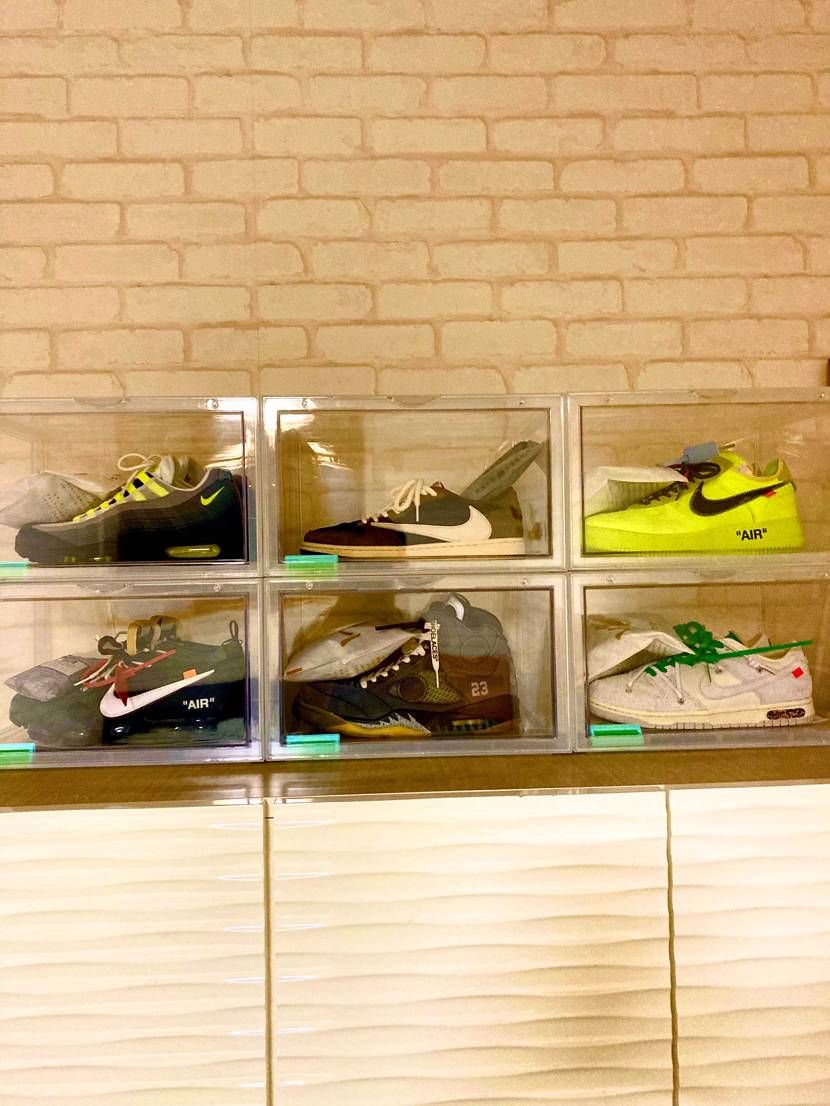 寝室にスニーカースペースを頂きました。
お嫁様に感謝！
しかし、コレクターで